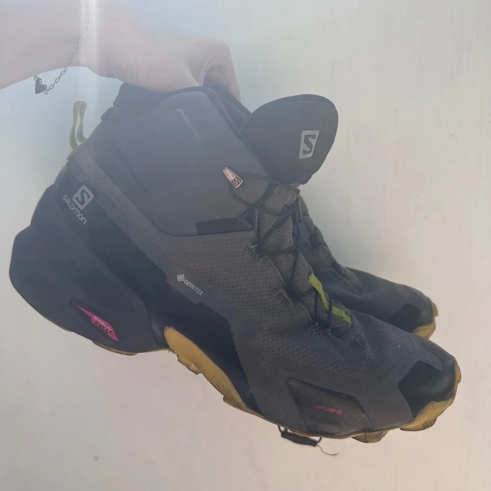Salomon Cross Hike Mid GTX Dark Grey Black Lime Mens 10.5 Hiking Boots